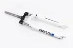 Вилка 27,5" амортизационная, без резьбы 1-1/8" (28,6мм), шток 255мм, с ходом 80мм, Disk-brake, Preload, алюминиевая, белая XCE 28,