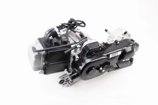 Двигатель скутерный в сборе 4Т-80куб (короткий вариатор, длинный вал)+карбюратор, коммутатор, катушка зажигания, фильтр воздушный,