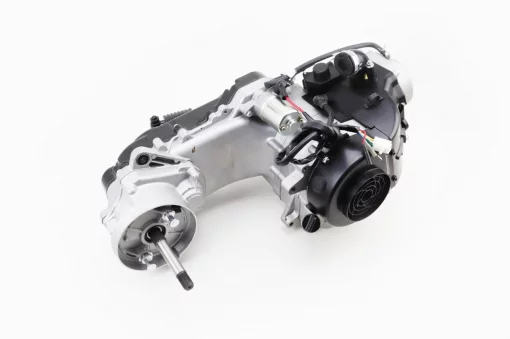 Двигатель скутерный в сборе 4Т-80куб (короткий вариатор, длинный вал)+карбюратор, коммутатор, катушка зажигания, фильтр воздушный,