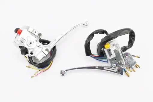 Блок кнопок на руле левый, правый к-кт с рычагами (под зеркала М8) DELTA, DELTA, YQ-318356