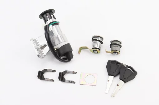 Замки к-кт (зажигания, сиденья, багажник) тип 2, GRAND PRIX, YQ-316226