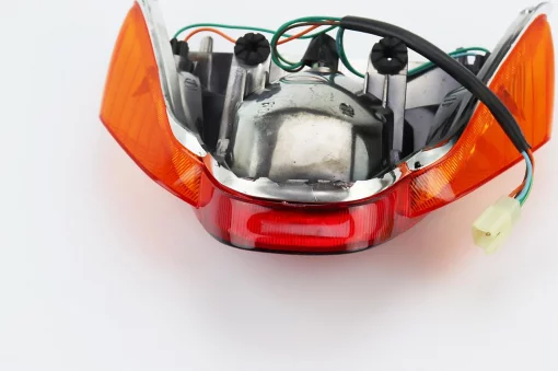 УЦІНКА ACTIVE Ліхтар задній у зборі (пошкодження корпусу, (див. фото), ACTIVE, YQ-320532