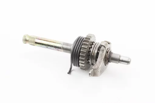 Вал кикстартера в сборе (шестерня, пружина) CB тип 2, Viper-125-150J, YQ-356144