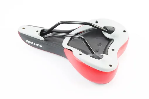 Сиденье MTB 260x160мм, чёрно-красное CORRADO 6690, ВЕЛОЗАПЧАСТИНИ, YQ-406246