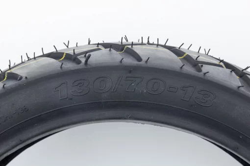 Шина 130/70-13 бескамерная, шипованная MC-802, ШИНИ, YQ-353493