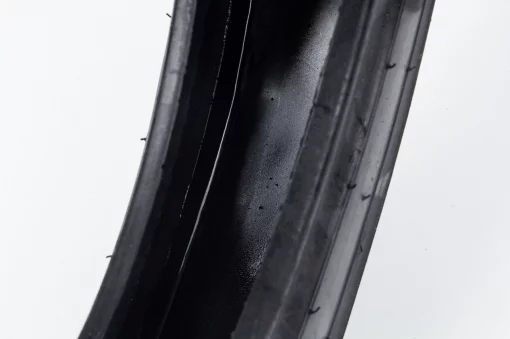 Шина 3,00-10 бескамерная (антипрокольная), шоссейный рисунок HY-600, ШИНИ, YQ-353536