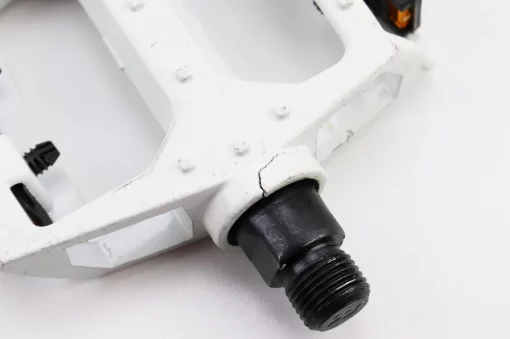 УЦІНКА вело Педалі MTB широкі 9/16" (107x100x25мм) алюмінієві, білі 808 (тріщина див. фото), ВЕЛОЗАПЧАСТИНИ, YQ-411759