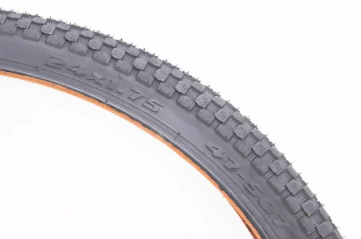 Шина 24"x1,75 (47-507) шипованная D205, ВЕЛОШИНИ, YQ-402891