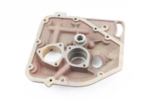 Кришка блоку двигуна права (з боку заводного важіля), коротка, 7відп., чавун R175A/R180NM, НЕ ЗАГЛУШЕНИЙ ОЛІЙНИЙ КАНАЛ, (можливий