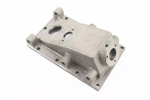 КПП-Кришка редуктора верхня 101-2 (2 отвір) тип 1, M175/195N, YQ-604243