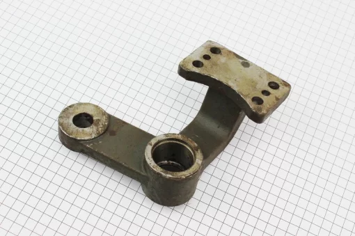 Рычаг поворотный правый Foton 244, ДТЗ 244, Jinma 244/264, Foton, Jinma, YQ-617067