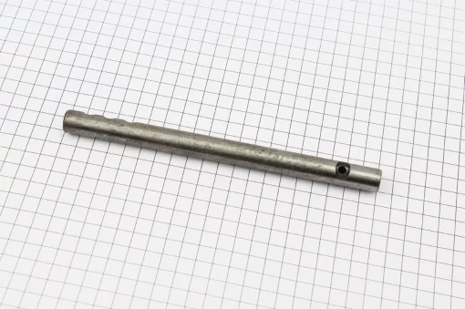 Вал вилки 2 и 3 передачи L-200мм Xingtai 120/220 (10Т.37.170), Xingtai 120-224, YQ-618003