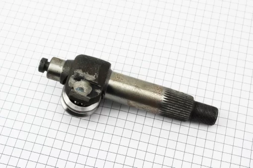 Вал рулевого механизма горизонтальный с роликом (нового образца) Xingtai (184.40.013), Xingtai 120-224, YQ-618127