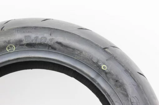 Шина 120/80-12 бескамерная, шоссейный рисунок 101, ШИНИ, YQ-303609