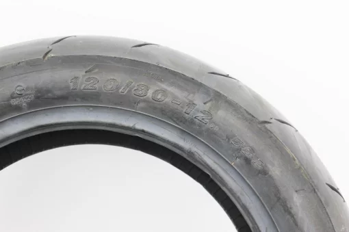 Шина 120/80-12 бескамерная, шоссейный рисунок 101, ШИНИ, YQ-303609