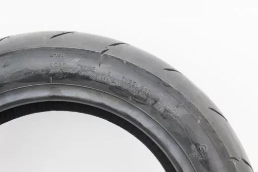 Шина 120/80-12 бескамерная, шоссейный рисунок 101, ШИНИ, YQ-303609