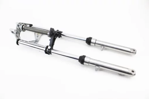 Вилка передня (перо) ліве, праве к-кт 2шт, L-660мм; d-27мм+траверс+кріплення фари тип 2, ALPHA, YQ-319302