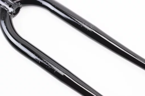 Вилка 28" с резьбой 1" (25,4мм), шток 200мм, чёрная (возможны царапины, дефекты покраски), ВЕЛОЗАПЧАСТИНИ, YQ-406466