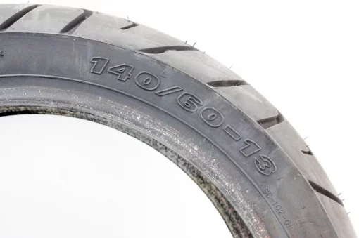 Шина 140/60-13 бескамерная, шоссейный рисунок SC-102, ШИНИ, YQ-303492