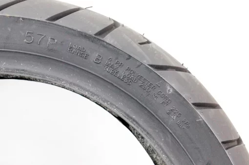 Шина 140/60-13 бескамерная, шоссейный рисунок SC-102, ШИНИ, YQ-303492