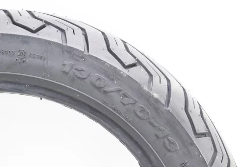 Шина 130/70-13 бескамерная, шоссейный рисунок URBAN GRIP SC-109, ШИНИ, YQ-353363