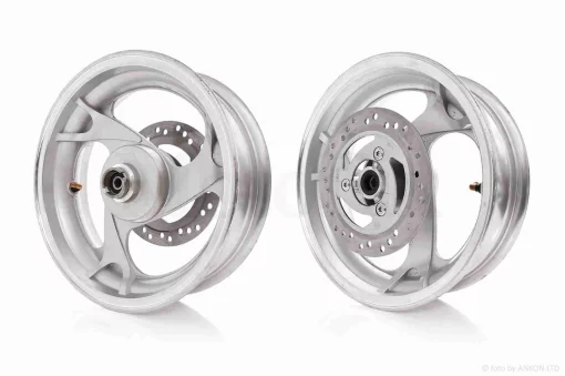 Диск колеса передний 12"-3.50 литой, 3 спицы, тормозной диск, d12 190x3mm, ниппель, разборка, QT-004248