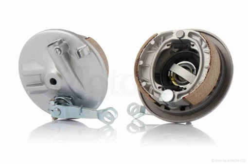 Кришка барабана гальмівного (перед) ZS125/150 у зборі, QT-012657