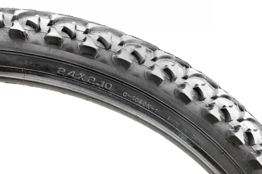 Шина 24"x2,10 шипованная С1040N, ВЕЛОШИНИ, YQ-402045