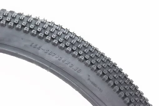 Шина 24"x2,10 (54-507) шипованная P-800, FIX-208308