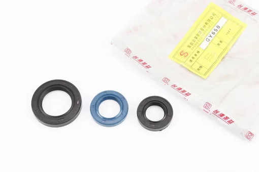 Сальники к-кт 3шт (17x30x7; 20x32x7; 27x42x7) двигуна, FIX-206989