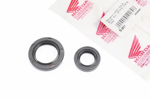 Сальники к-кт 2шт (17x27x6; 25x37x6) двигателя, FIX-308761