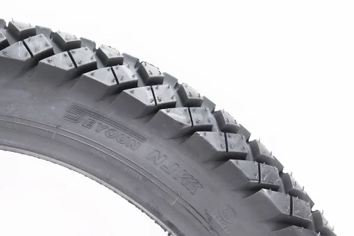 Шина 3,00-18 шипованная SY-M010, FIX-208617