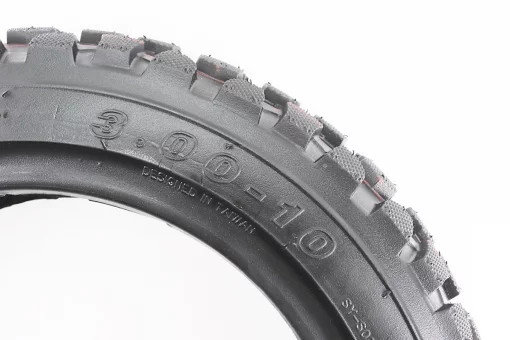 Шина 3,00-10 бескамерная, шипованная SY-S034, FIX-208619