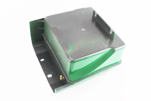 Бак паливний R175A/R180NM, 230x210x140mm, (пластик, під кран, старого зразка) виступ. горловина, отвір під шланг паливний +