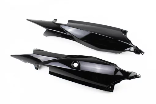 V200N пластик - бічний задній лівий, правий к-кт 2шт, ЧОРНИЙ, FIX-324764