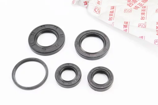 Сальники к-кт 5шт (17x27x6; 17x28x5,5; 24x43x6; 27x40x6; 34x39x3) двигателя, Suzuki AG50/V50, FIX-352917