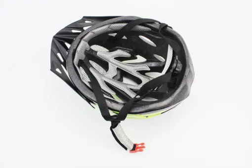 Шолом велосипедний M (54-57 см) знімний козирок, 18 вент. отворів, чорно-зелений AVHM-02, FIX-408119