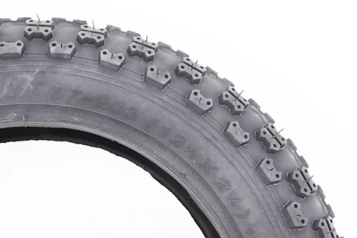 Шина 12" 1/2х2 1/4 (57-203) шипованная C714, FIX-402090