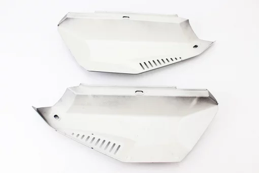 Пластик боковой лев, прав. к-кт 2шт ЧЕРНЫЙ, FIX-318339