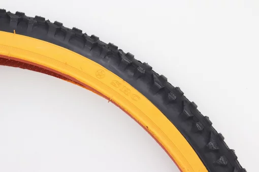 Шина 26"x1,95 (54-559) шипованная (оранжевый борт) SV212, FIX-402726