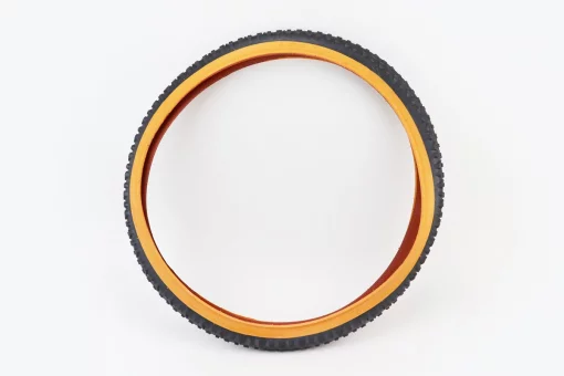 Шина 26"x1,95 (54-559) шипованная (оранжевый борт) SV212, FIX-402726