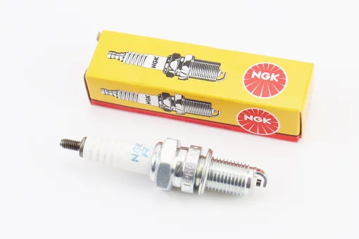 Свеча 4Т DPR8EA-9 с резистором - M12 L18 - CG/CB/CH250/YP250, FIX-301154