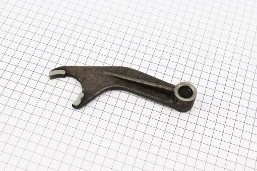 Вилка переключения задней передачи КПП Foton 354/404 (FT300.37.146), FIX-617129