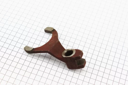 Вилка шестерні 2 та 3 передачі КПП Jinma 200/204/240/244 (160.37.143-1), FIX-620036