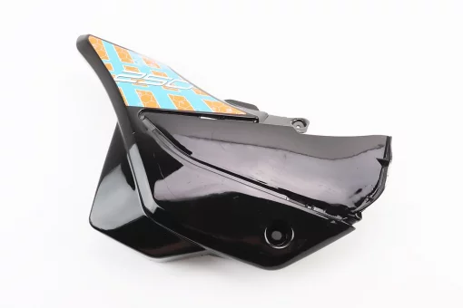 X-Road Light 200-250 пластик - боковой передний левый, ЧЕРНЫЙ с оранжевым рисунком, FIX-359273