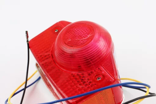 УЦІНКА DELTA Ліхтар задній ALPHA без ніжки (відбитий кусок ліхтарря, див. фото), FIX-338370