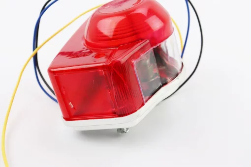 УЦІНКА DELTA Ліхтар задній ALPHA без ніжки (відбитий кусок ліхтарря, див. фото), FIX-338370