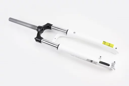 Вилка 27,5" амортизационная, без резьбы 1-1/8" (28,6мм), шток 255мм, с ходом 80мм, Disk-brake, Preload, алюминиевая, белая XCE 28,