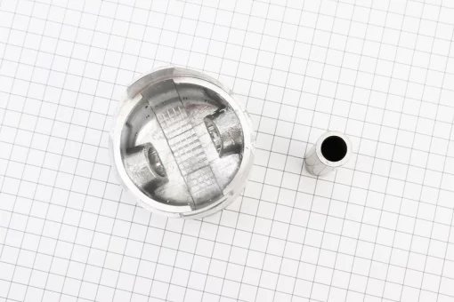 УЦЕНКА МБ-D177F/188F Поршень к-кт 177F 77mm STD, (палец 18mm) (ржавый, см. фото), FIX-607227