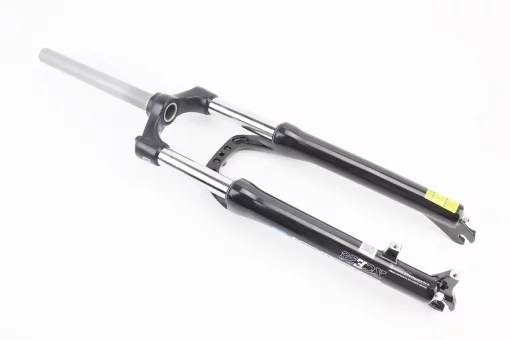 Вилка 26" амортизаційна, без різьби 1-1/8" (28,6мм), шток 255мм, з ходом 100мм, Disk-brake, Preload, алюмінієва, чорна XCE 28,